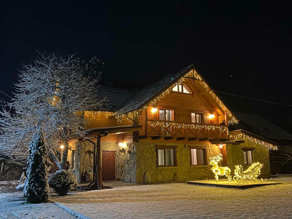 Apple House Villa Mykulychyn Exterior photo