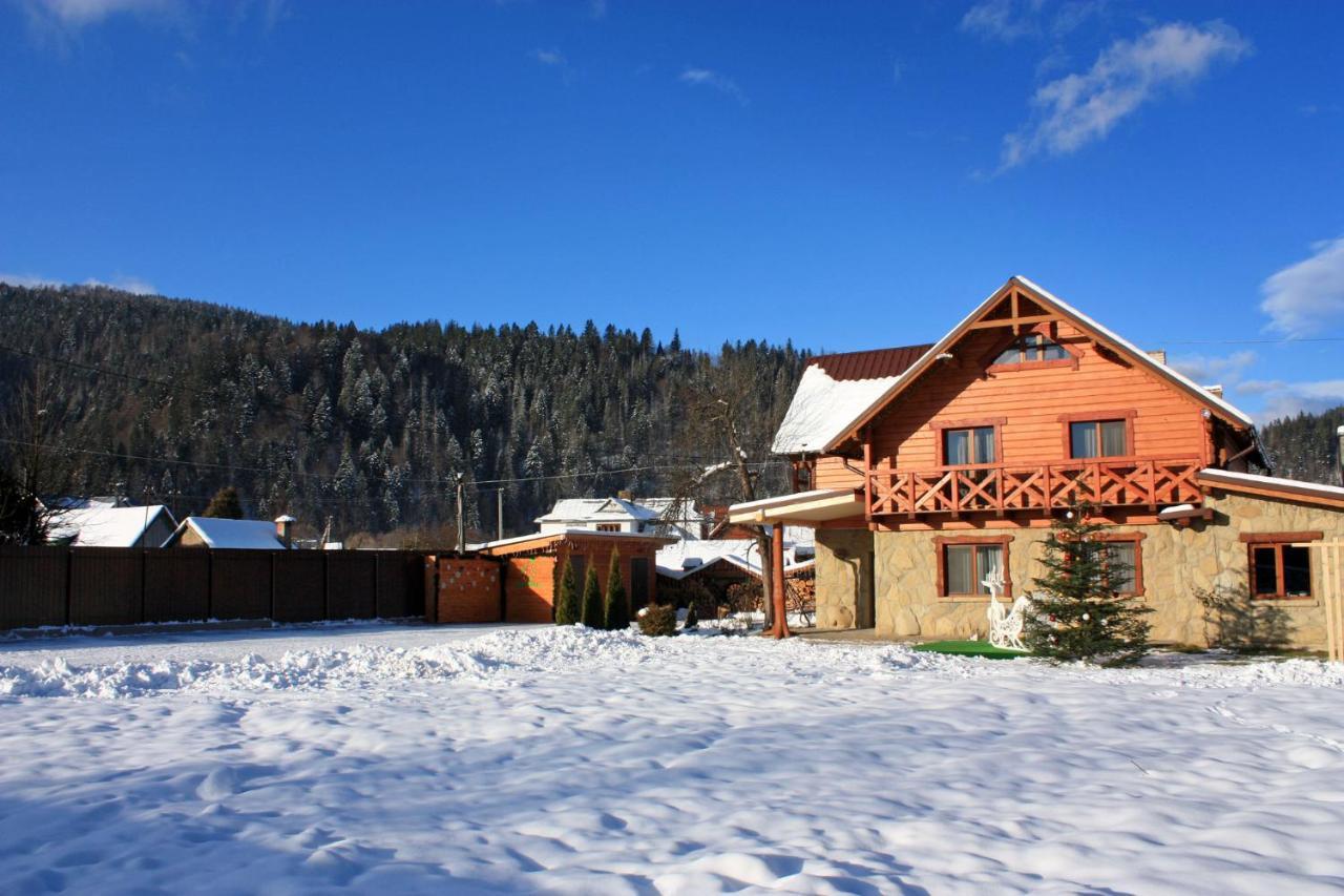 Apple House Villa Mykulychyn Exterior photo